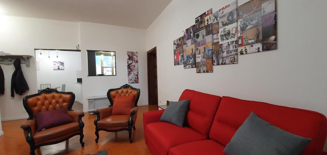 Апартаменти 2 Bed Flat Centre & Stadio Free Parking Терні Екстер'єр фото